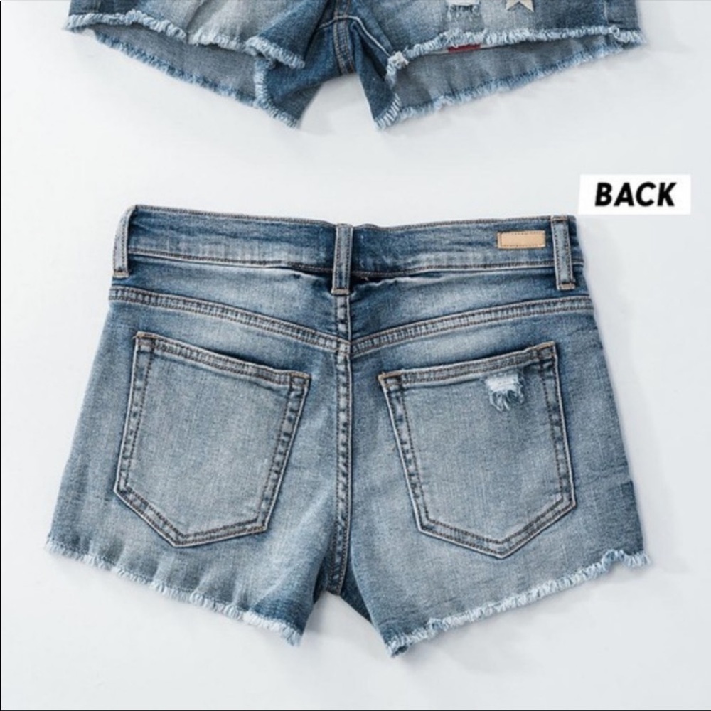 FLIRTY Star Printed Jean Short - Picture 2 of 3